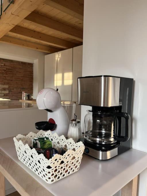 La Piccola Casa Al Lago - Intera Casa Con 3 Camere E 2 Box ซาโล ภายนอก รูปภาพ