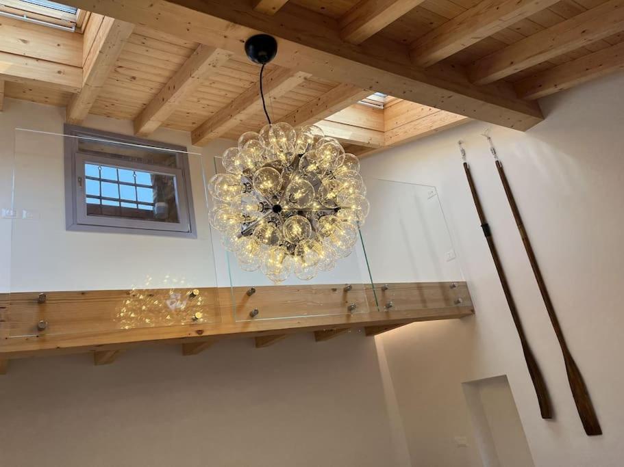 La Piccola Casa Al Lago - Intera Casa Con 3 Camere E 2 Box ซาโล ภายนอก รูปภาพ